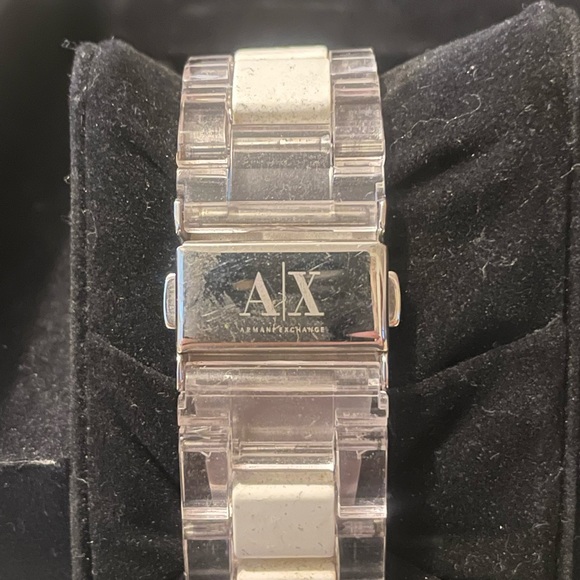 Armani Exchange women’s watch day date 5atm white face